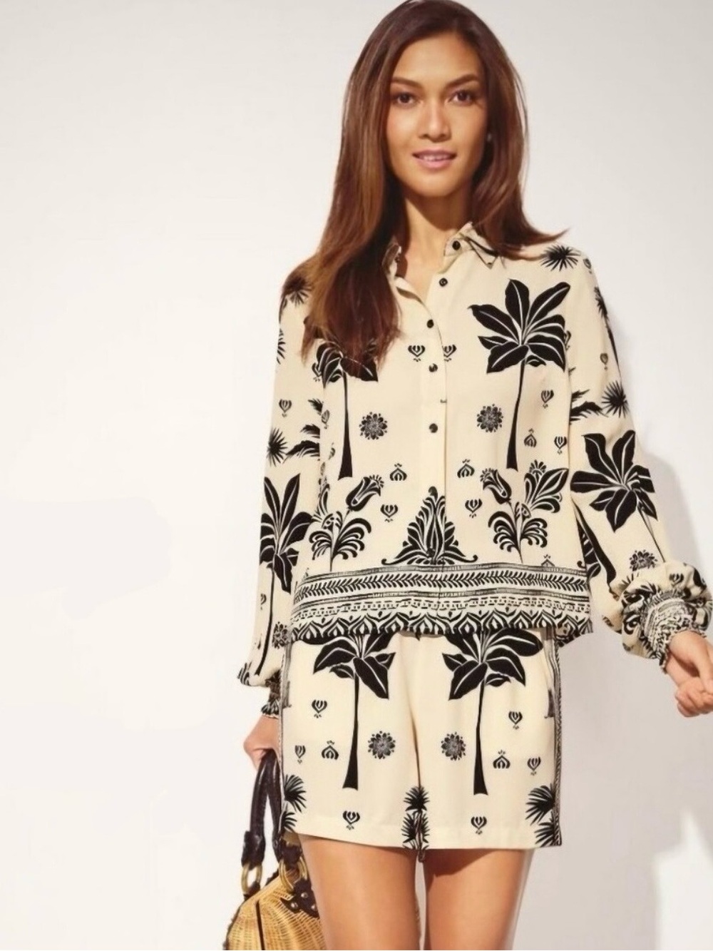 Cabi Marrakesh Top & Shorts Set Size M, Like New